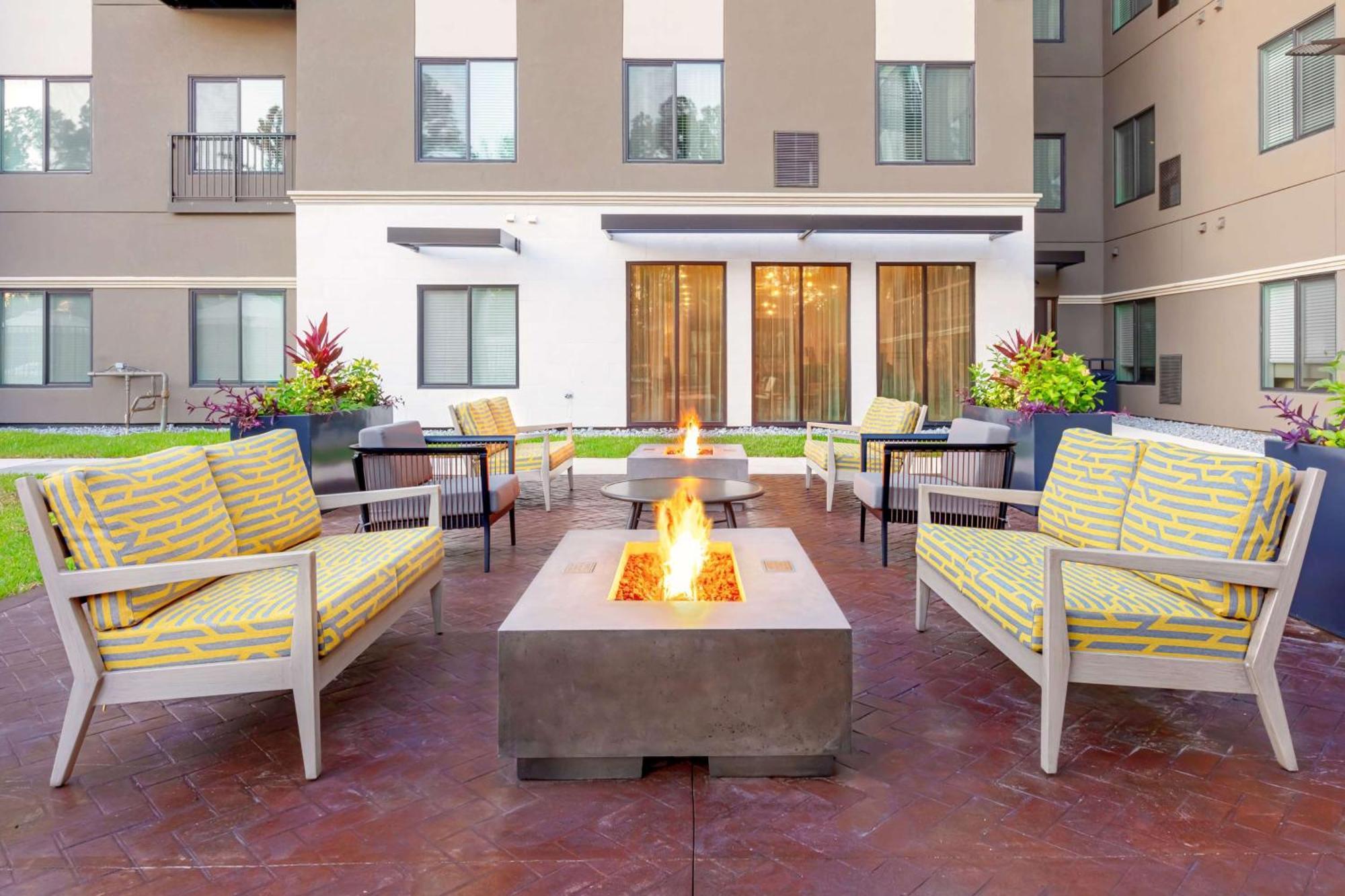 Waterwalk Extended Stay By Wyndham Jacksonville Deerwood Pk Bagian luar foto
