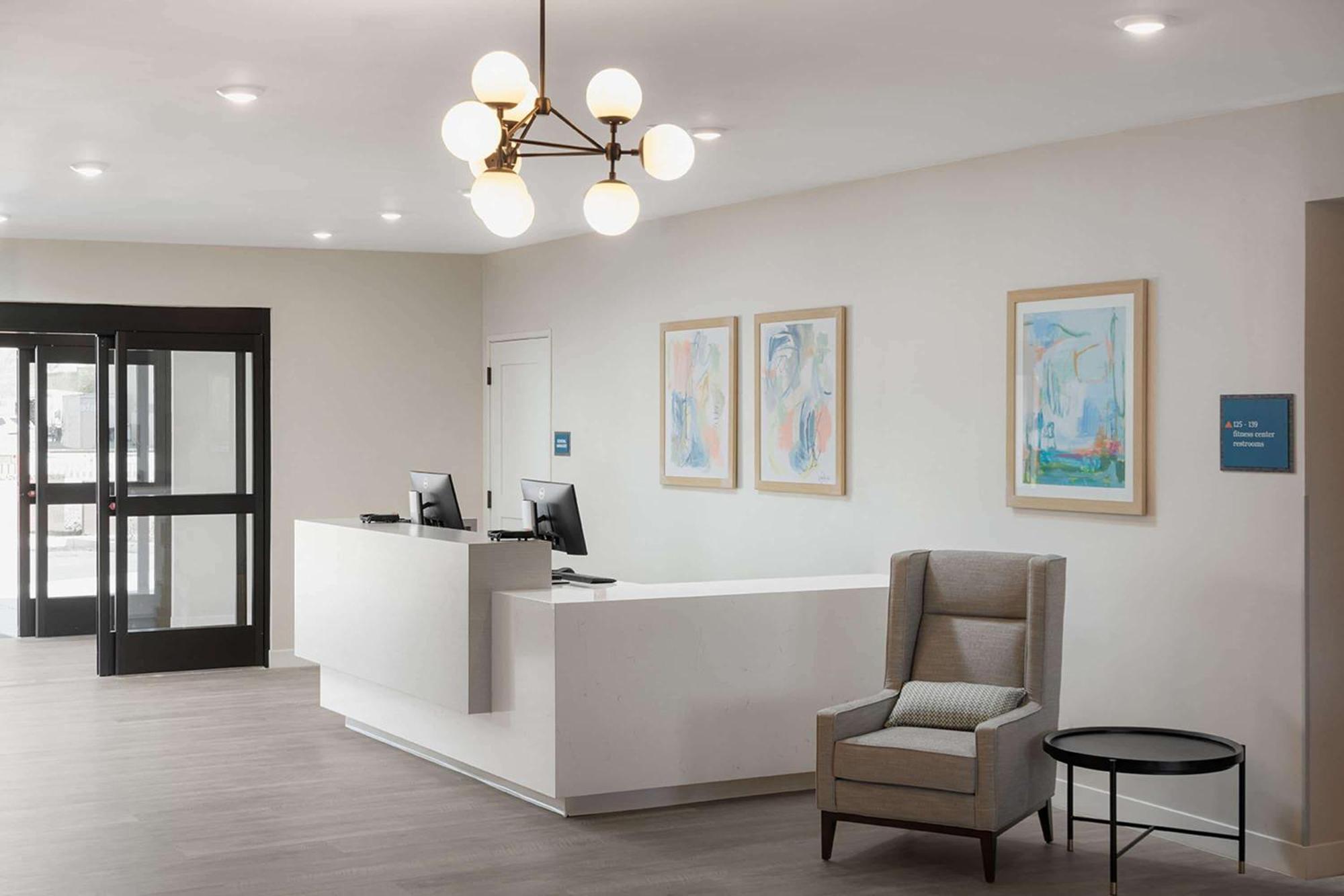 Waterwalk Extended Stay By Wyndham Jacksonville Deerwood Pk Bagian luar foto