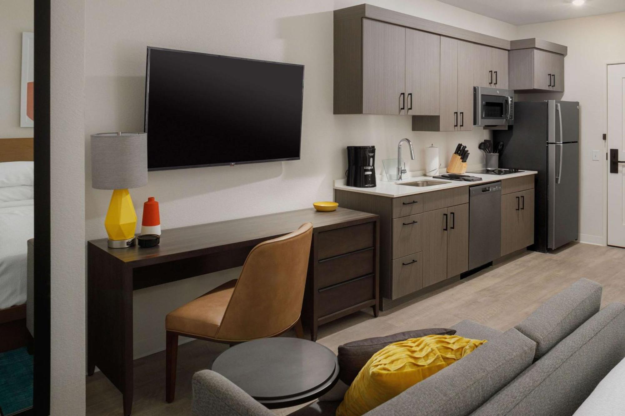 Waterwalk Extended Stay By Wyndham Jacksonville Deerwood Pk Bagian luar foto